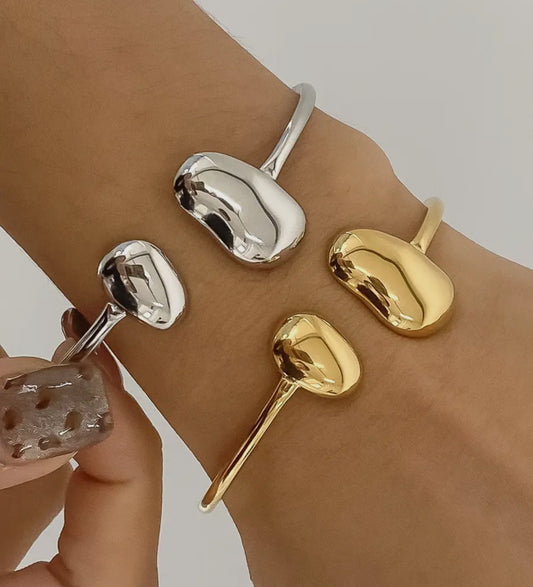 Open cuff bracelet