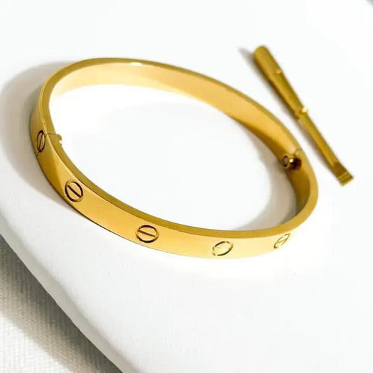 Elevated Cuff