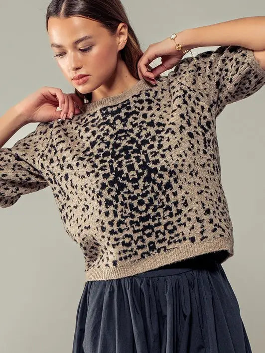 Animal Coded Short Sleeve Knit Top
