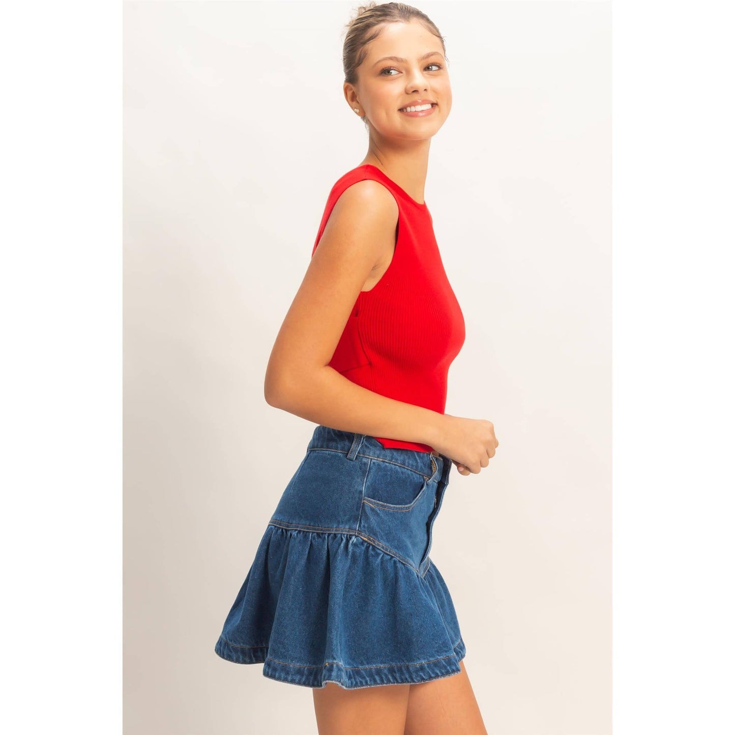 Ribbed Crew Neck Sleeveless Open Back Top