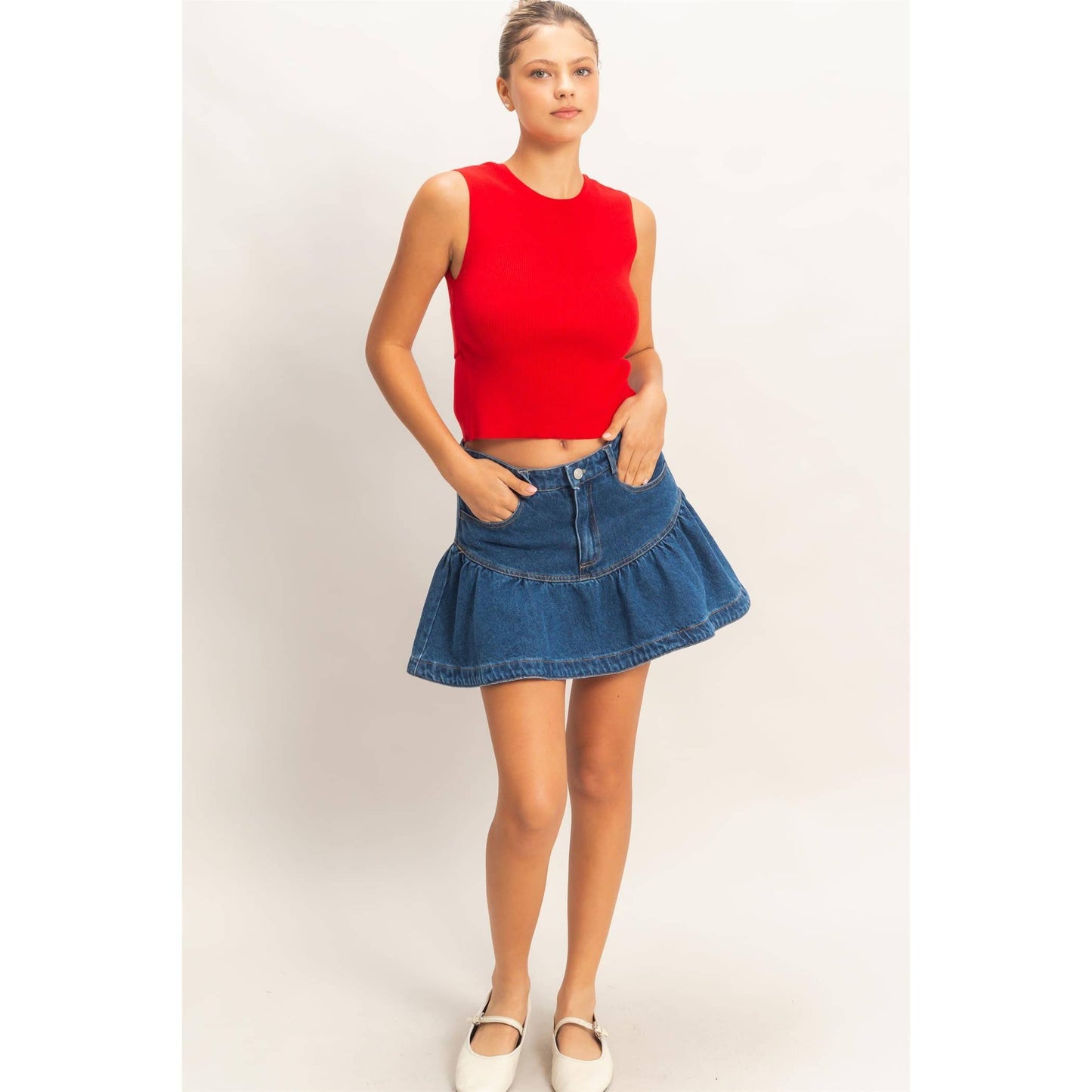 Ribbed Crew Neck Sleeveless Open Back Top